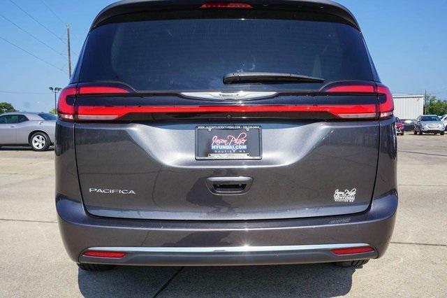 2022 chrysler pacifica touring l