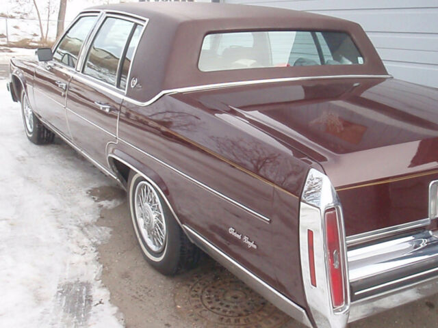 classic caddy - '80 fleetwood brougham d' elegance
