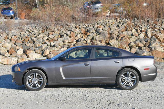 2014 dodge charger sxt