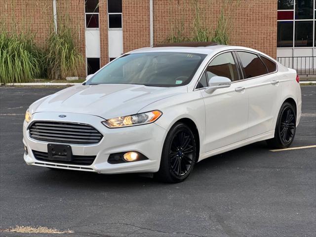 2016 ford fusion se
