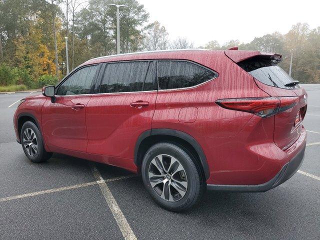 2022 toyota highlander xle