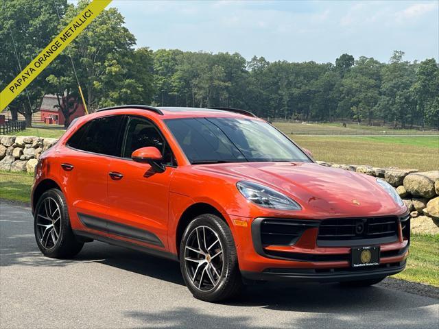 2022 porsche macan base