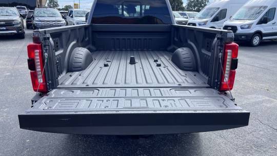 2024 Ford F-350 lariat
