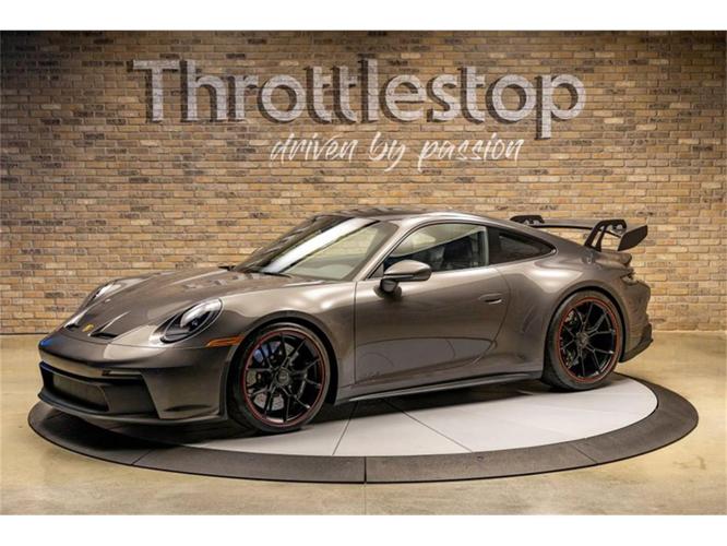 2022 porsche 911 gt3 in elkhart lake, wisconsin