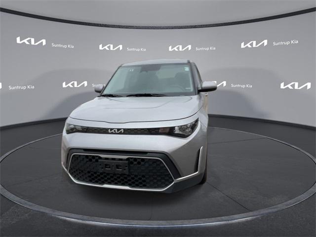 2023 kia soul lx