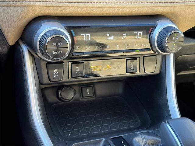 2021 toyota rav4 hybrid xle premium