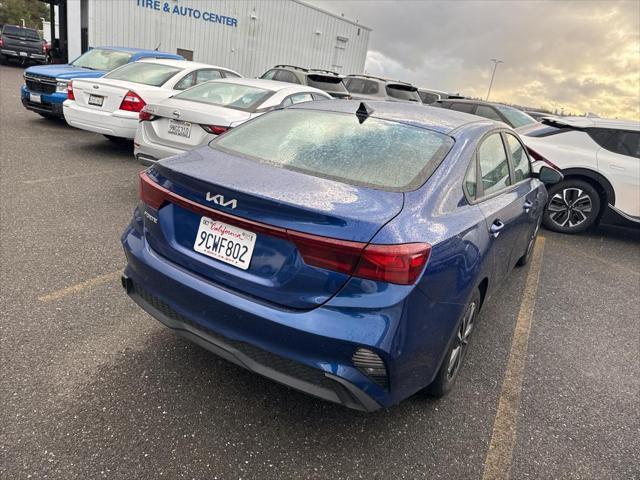 2023 kia forte lxs
