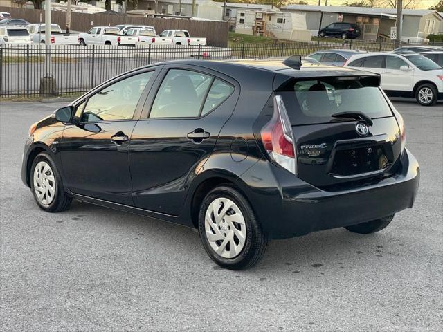 2016 toyota prius c two