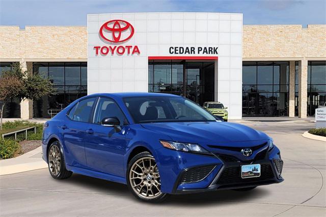 2024 toyota camry se
