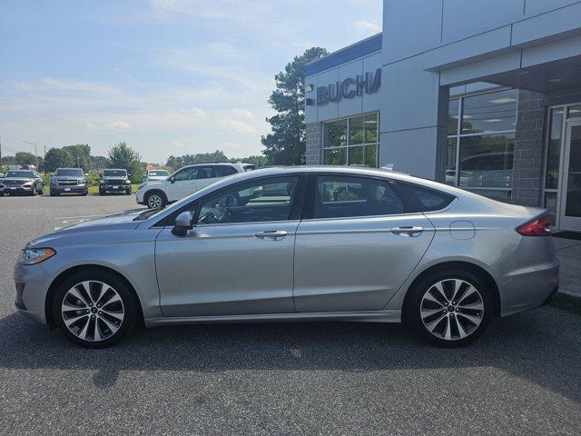2020 ford fusion se