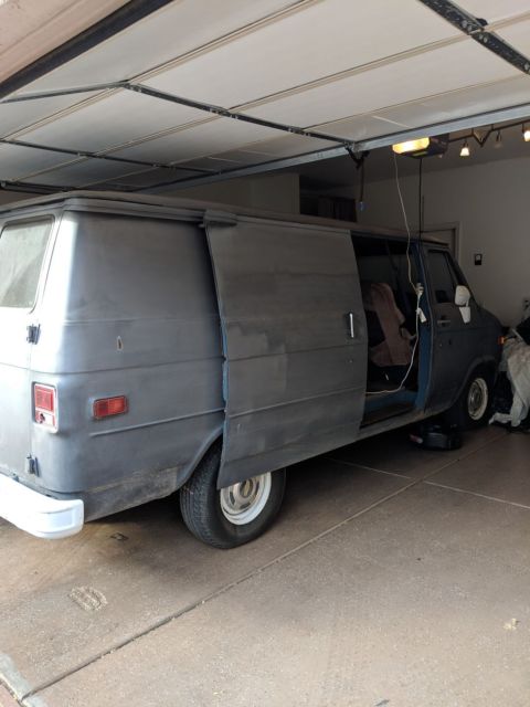 1982 chevy g20 van