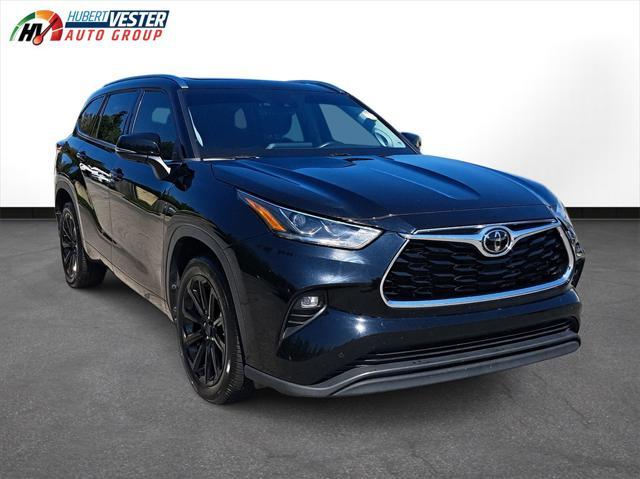 2022 toyota highlander limited