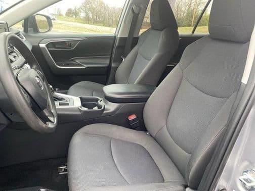 2020 toyota rav4 le in belle center, missouri