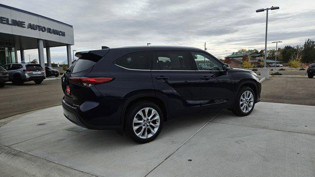 2021 toyota highlander limited