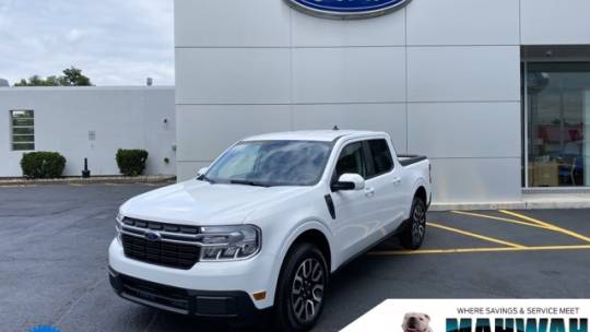 2023 ford maverick lariat