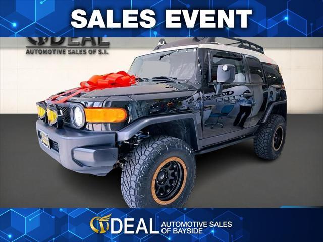 2012 toyota fj cruiser base