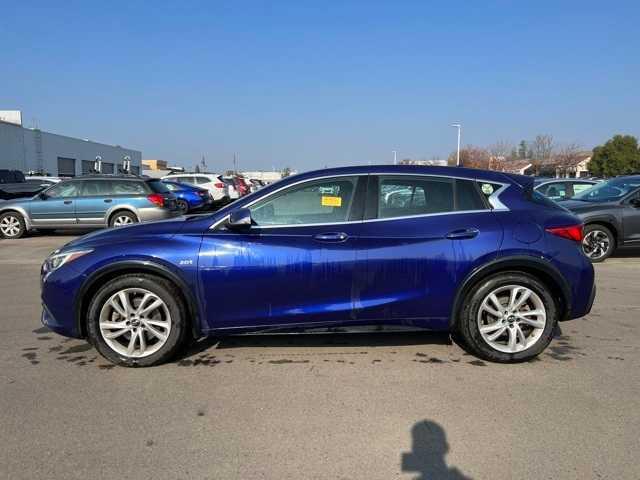 2017 infiniti qx30 luxury