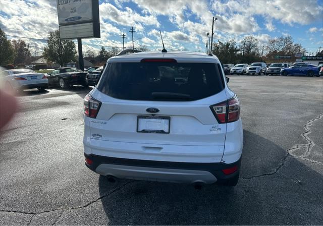 2017 ford escape se