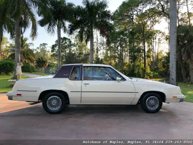 1983 oldsmobile cutlass supreme automatic 2-door coupe