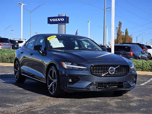 2024 volvo s60 b5 core dark