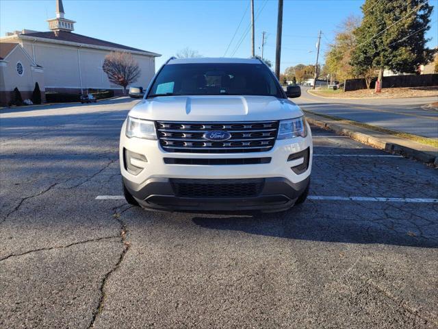 2017 ford explorer base