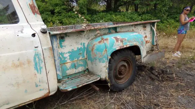 1960 ford f-250 2wd great for parts ****no reserve****