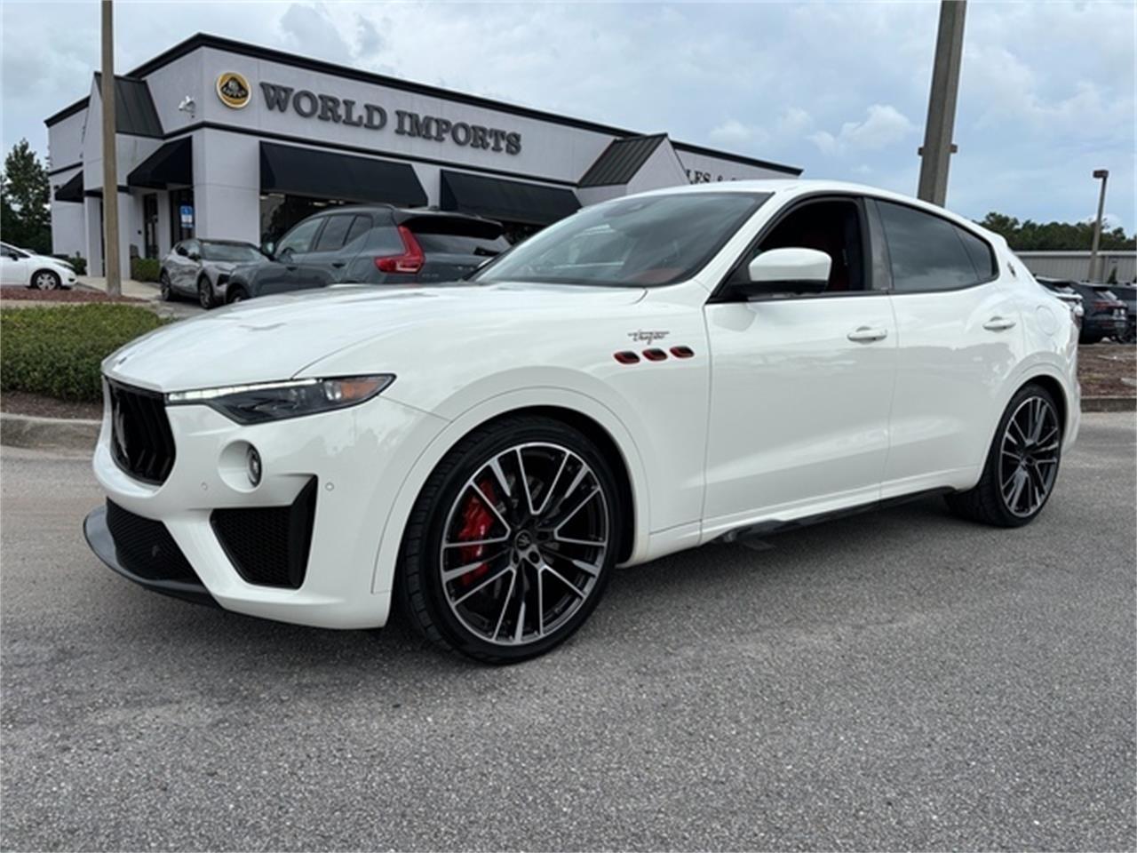 2022 maserati levante