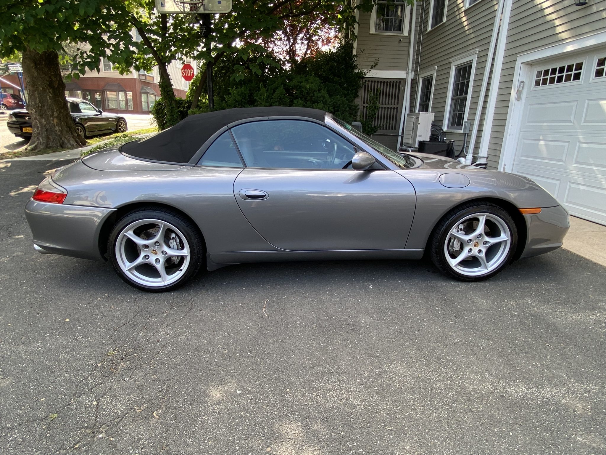 2003 porsche 911 carrera 4 cabriolet 6-speed