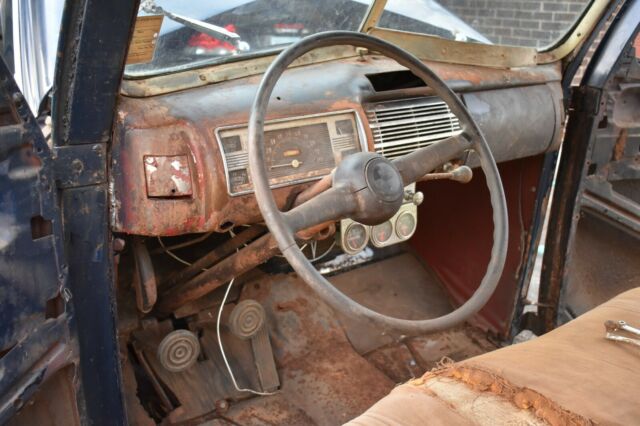 1940 ford tudor deluxe true barn find!! flathead v-8 ridge runner shine hauler