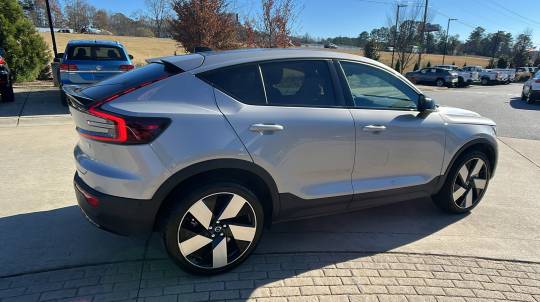 2023 Volvo C40