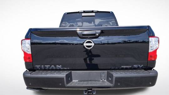 2023 Nissan Titan