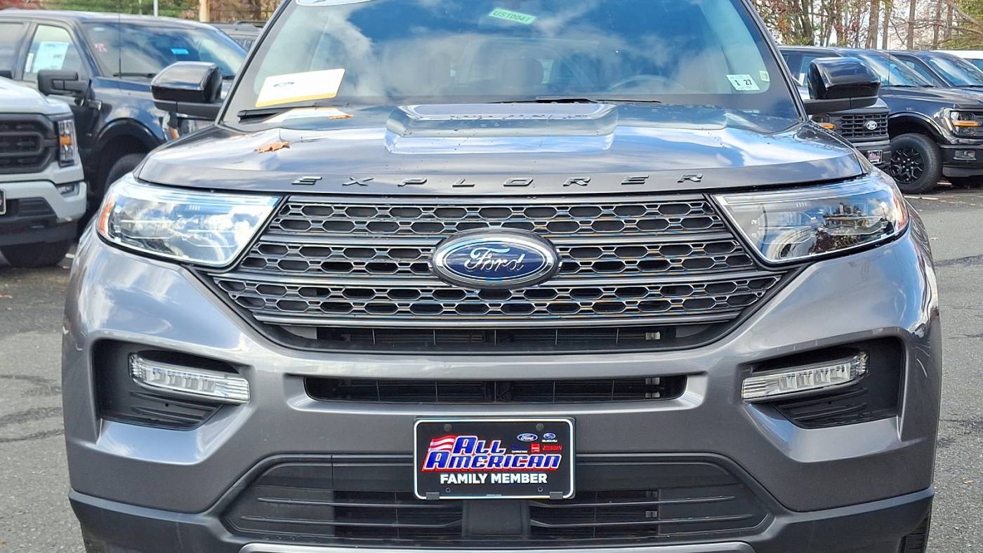 2022 ford explorer xlt