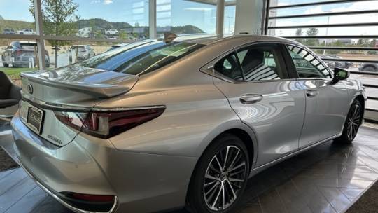 2023 lexus es 300h base