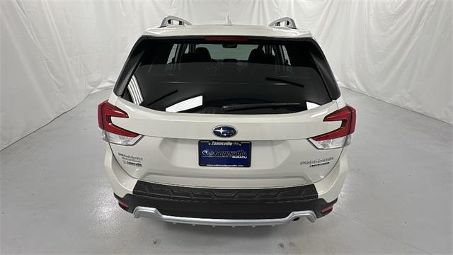 2022 subaru forester touring