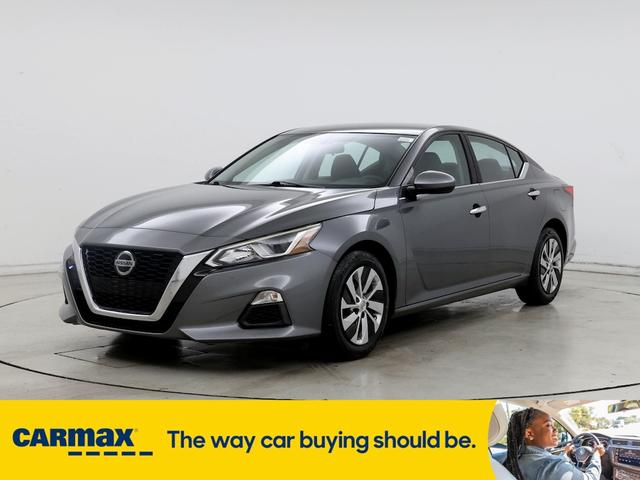 2019 nissan altima s