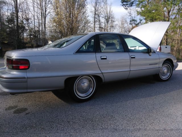 beautiful 1992 chevy caprice!!!