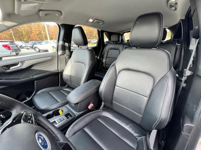 2023 ford escape platinum