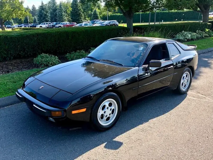 porsche 944 1989 2.7 clean title, good condition, nice original for sale