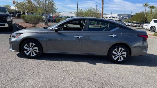 2025 Nissan Altima