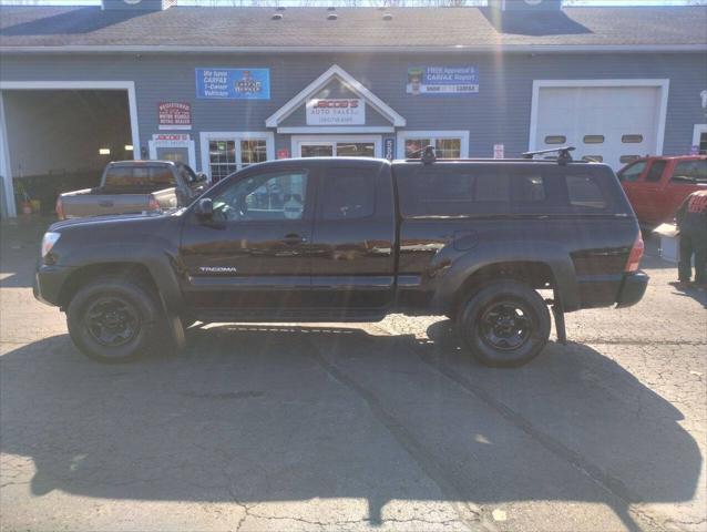 2012 toyota tacoma base