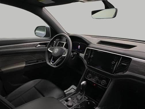 2022 volkswagen atlas cross sport in milwaukee, wisconsin