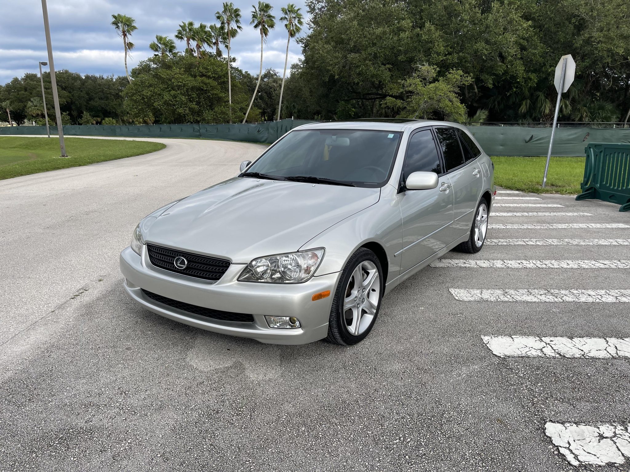 2002 lexus is300 sportcross