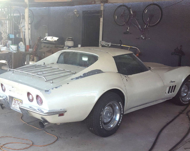 1969 cheverolet corvette stingray