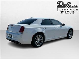 2021 Chrysler 300 touring