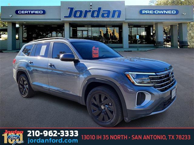 2024 volkswagen atlas 2.0t se w/technology