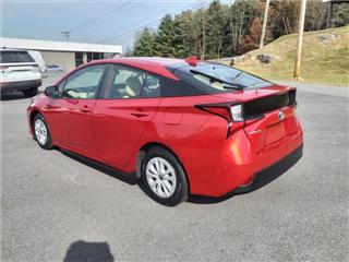 2021 Toyota Prius le