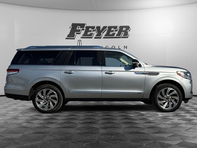 2022 lincoln navigator reserve