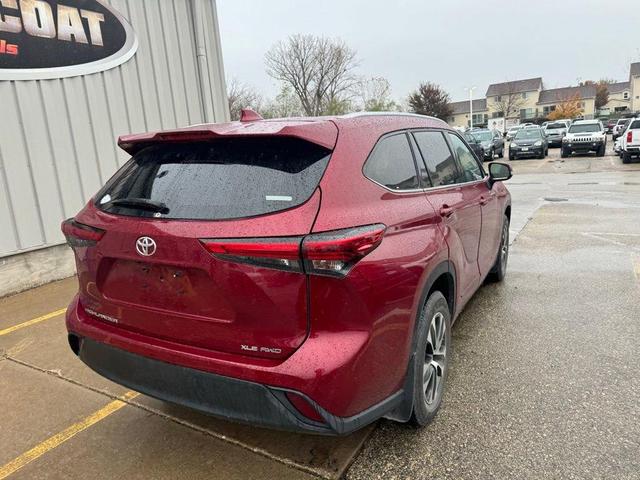 2021 toyota highlander xle