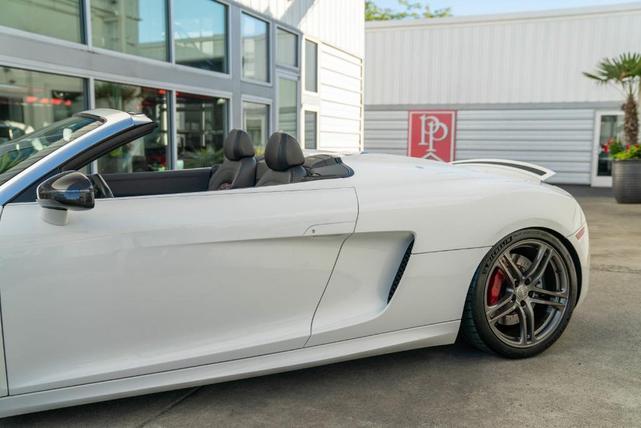 2011 audi r8 5.2 quattro spyder