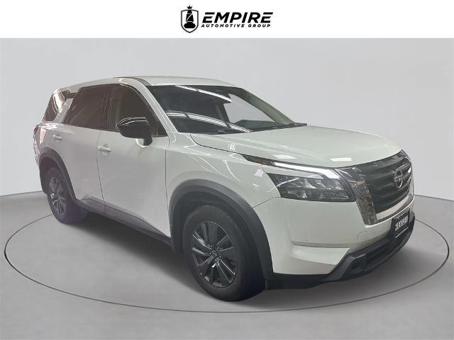 2023 nissan pathfinder s